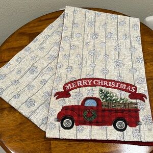 Christmas table runner.